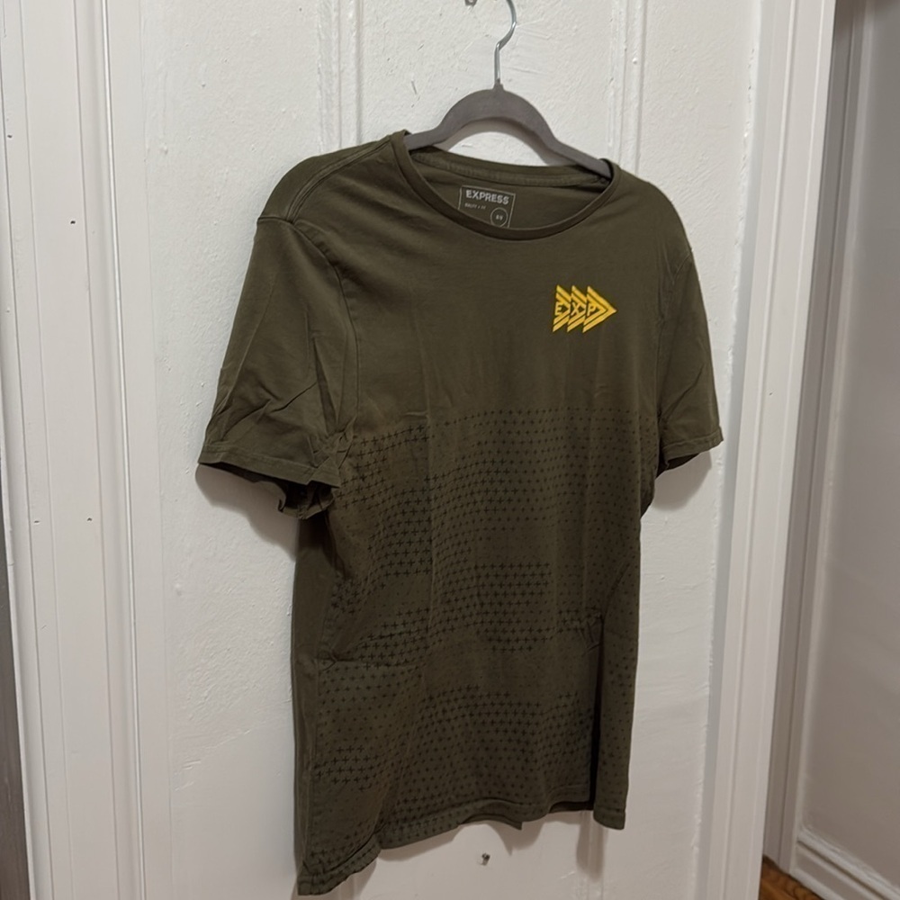 Express Shirt - Picture 3 of 4